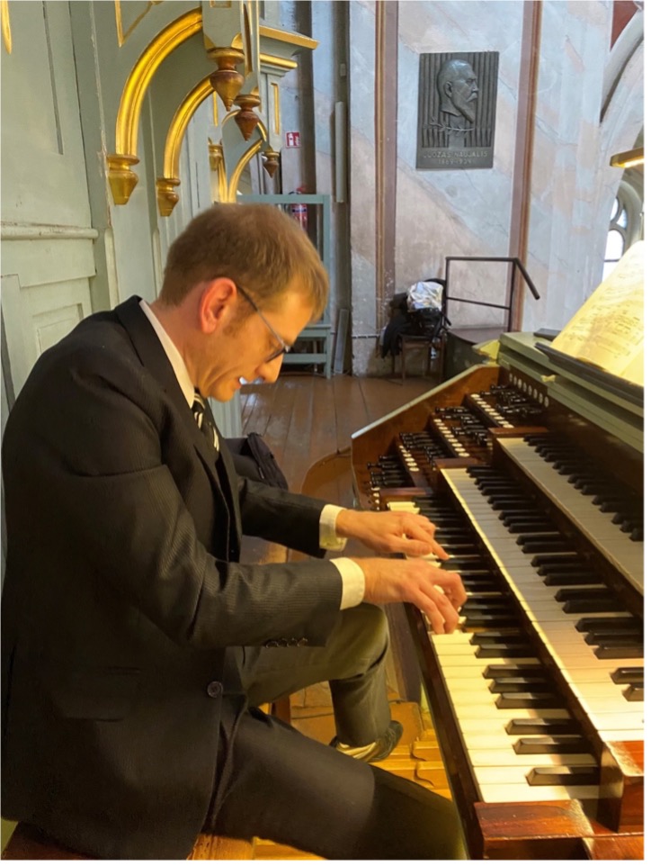 Maxime Heintz, organiste à Tain l’Hermitage,